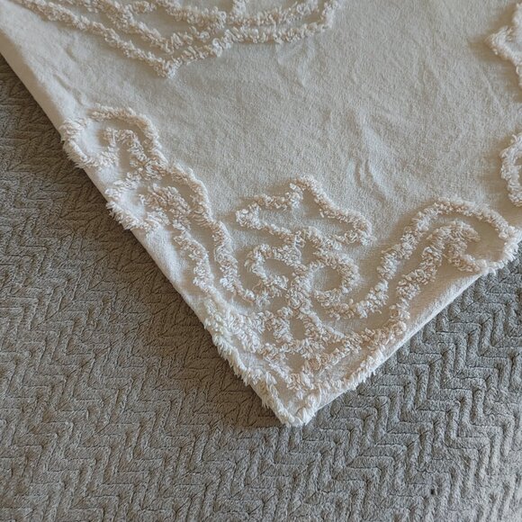 King Size Pillow Case by: MADISON PARK - 100% COTTON - Picture 3 of 13